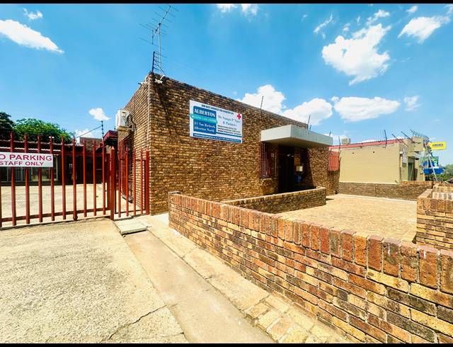 475M² MEDICAL SUITE TO LET IN ALBERTON NORTH